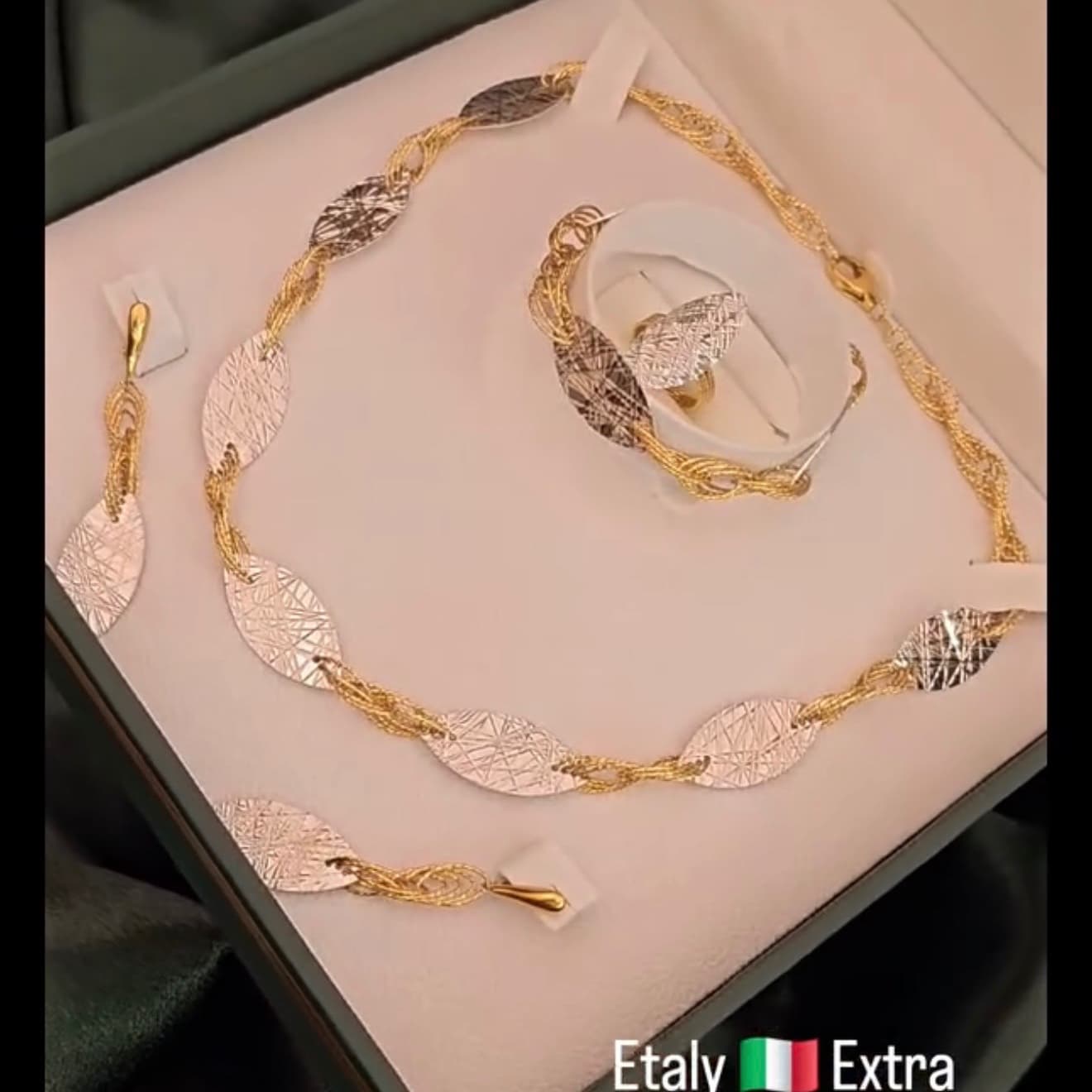 طقم ايطالي
